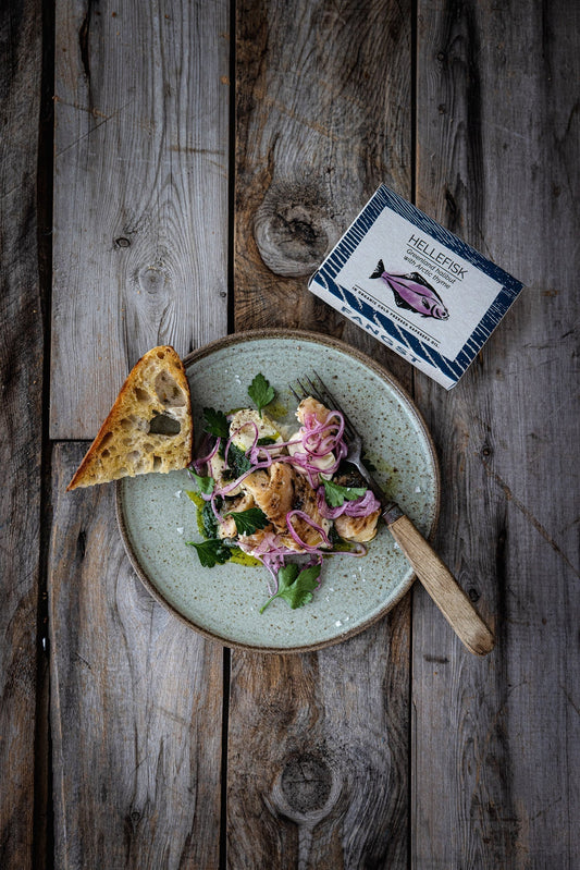 Greenland halibut with potato, parsley and pickled red onion by Mikkel Karstad